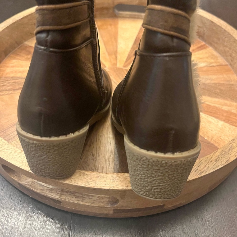 Rachel Shoes Lil Windsor Toddler Girl's Faux Fur Trim Boots - Picture 4 of 10